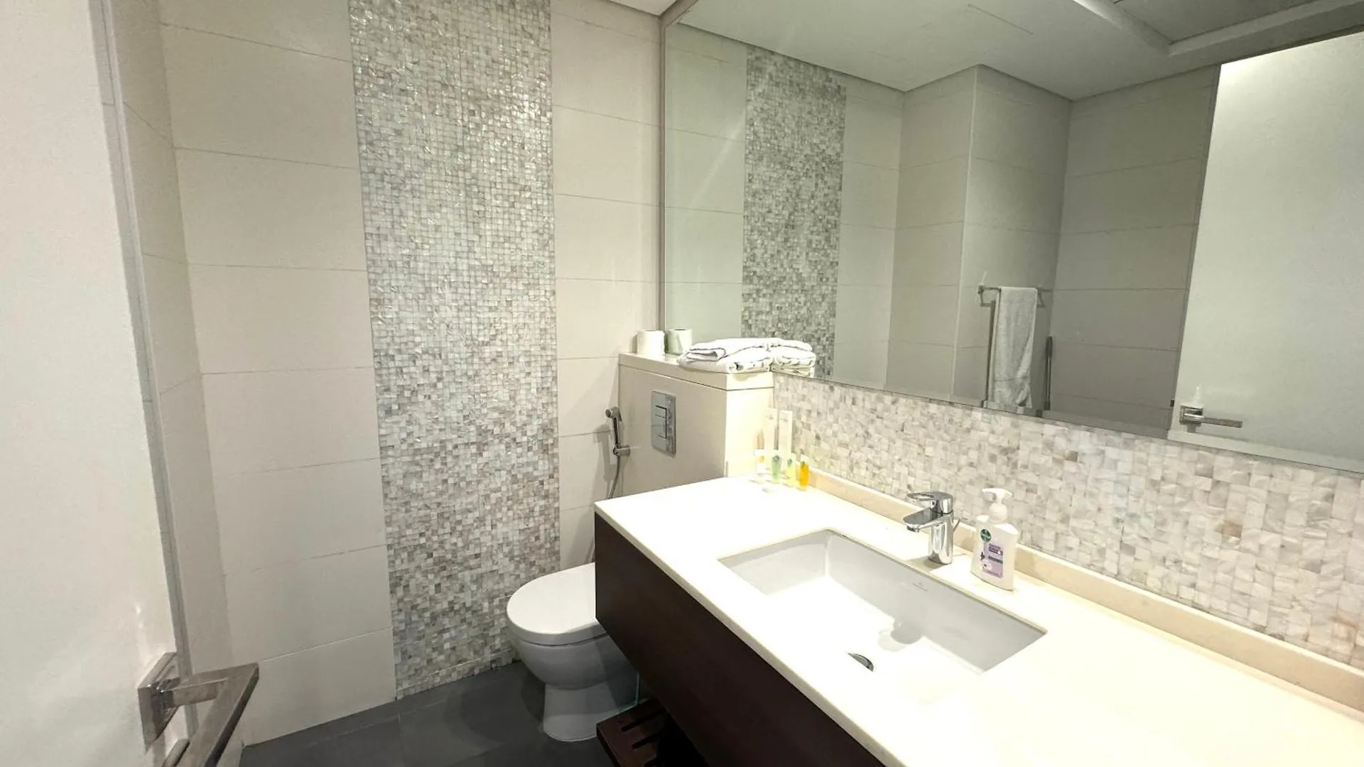 Prime Views Meydan Apartment Dubai